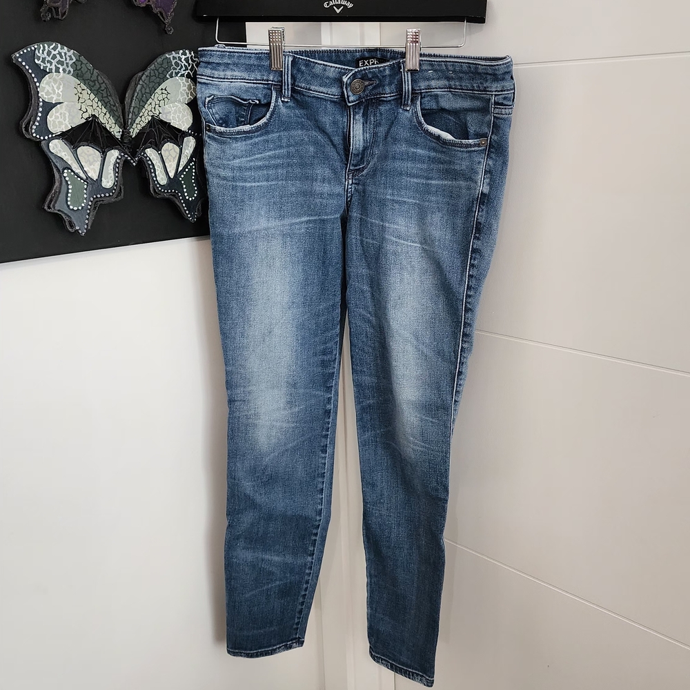 Express Women’s Skinny Jeans in Medium Blue Wash